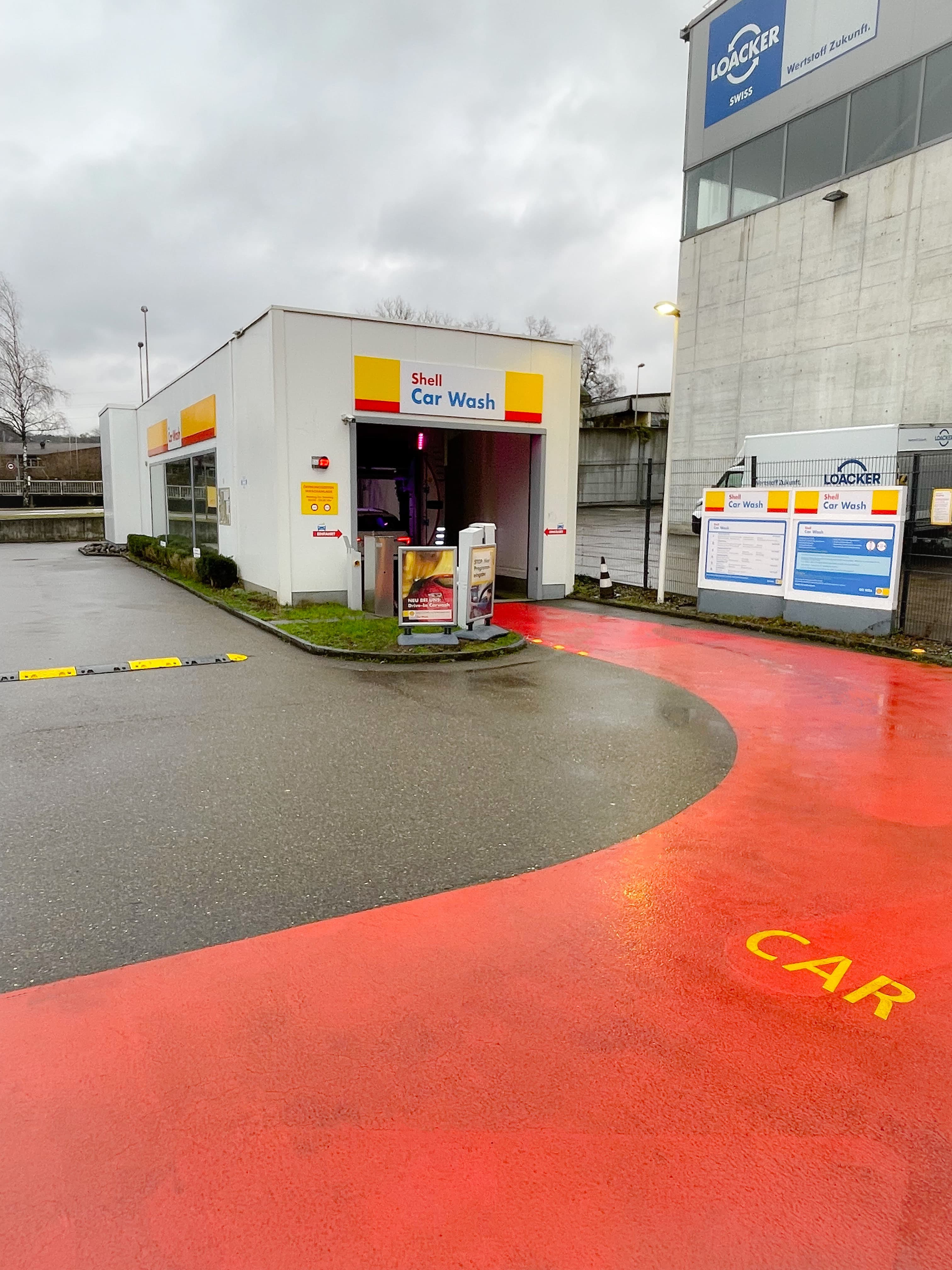 Beschichtung Shell Waschstrassen und Einfahrt mit Beschichtungssystem Triflex DeckFloor Variante 2