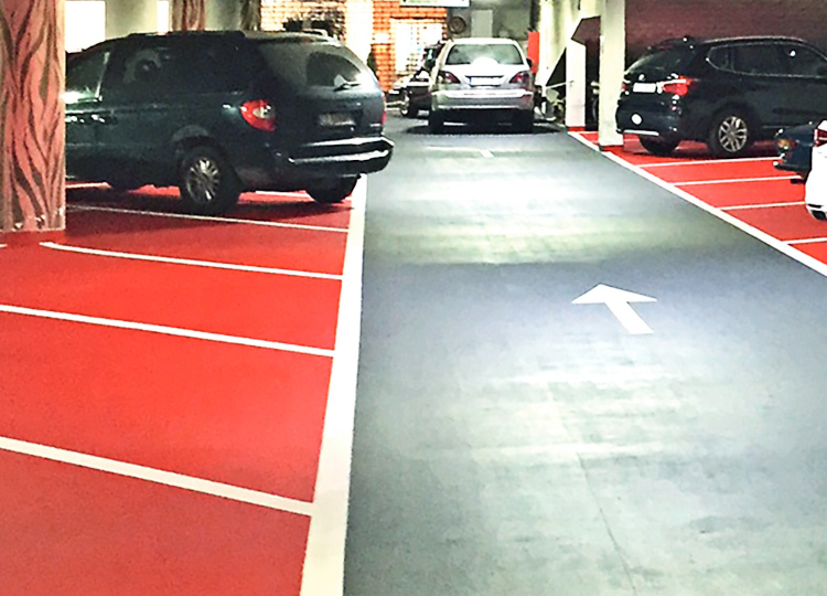 Rapporto Piano del parcheggio interno dell’Hotel Mondschein