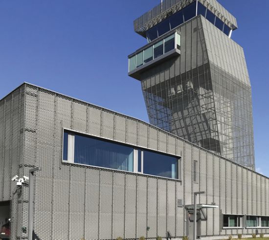 Raport z zastosowania w praktyce Remont dachu centrum kontroli lotów na Lotnisku Łódź